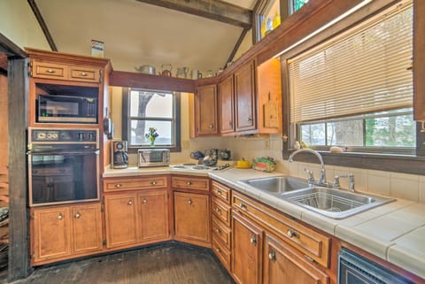 Kitchen | Complimentary Spices