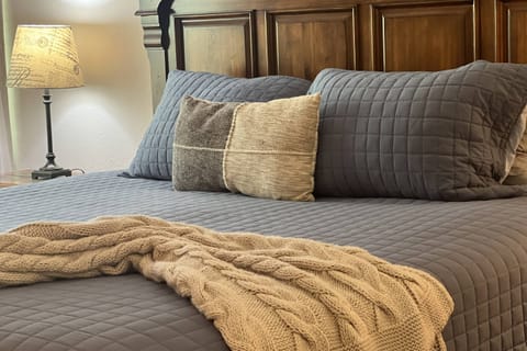 Feel the comfort here & just relax!