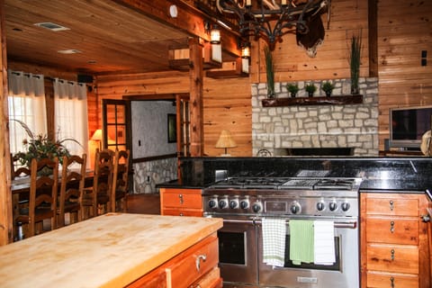 Main House Kitchen/ Double commercial oven/ wine fridge/ full size fridge & more