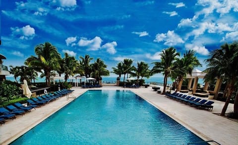 MAIN POOL