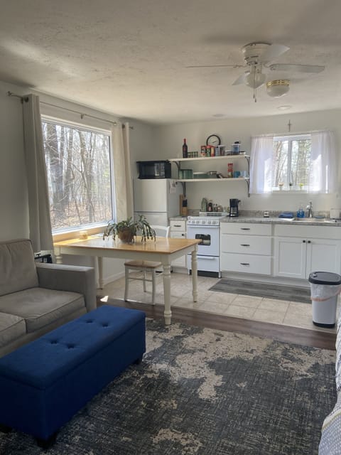 Everything you need to cook, grill, and eat - vacation style!