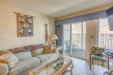 Myrtle Beach Vacation Rental | 3BR | 2.5BA | 1,300 Sq Ft | Step-Free Access