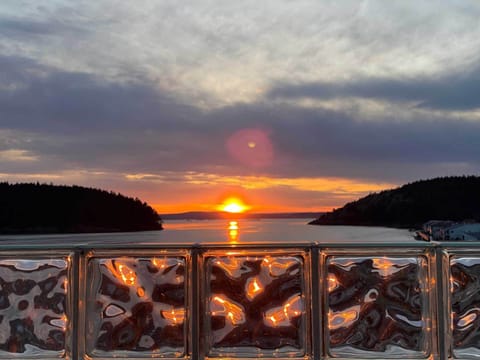 Anacortes Vacation Rental | 2BR | 2BA | Stairs Required | 1,500 Sq Ft