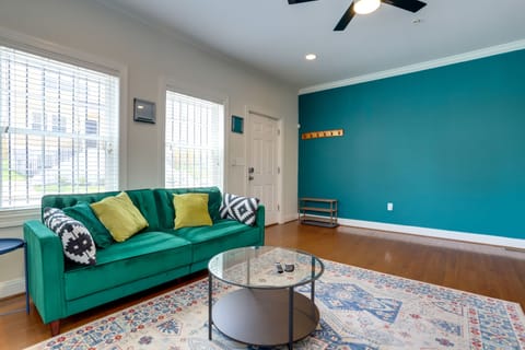 Beautiful Deanwood Townhome, living room.