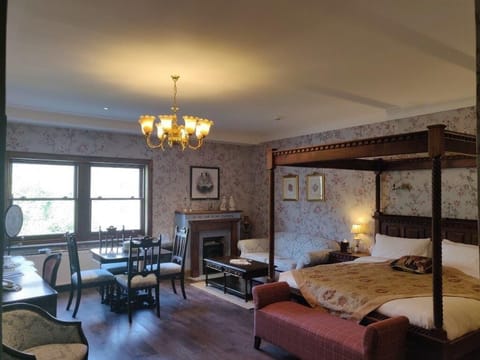 Mary Queen of Scot Suite