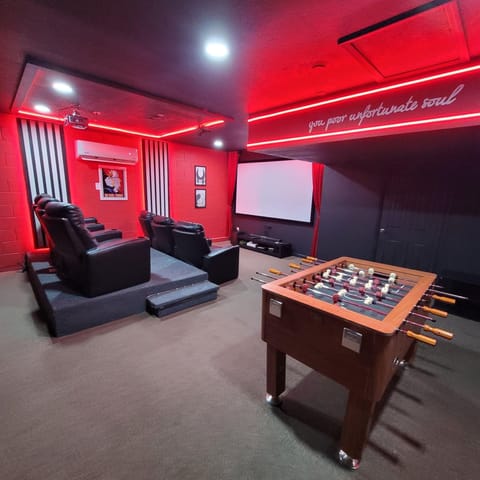 New amazing Villains theater!