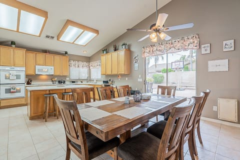 Dining table that accommodates up to 8