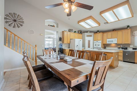 Kitchen/Dining room view