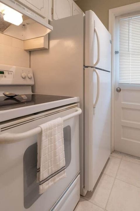 Full size freezer and fridge