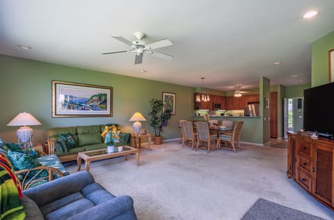 Kauai vacation rentals | Emmalani Court 411 | living room - Kauai vacation rentals | Emmalani Court 411 | living room