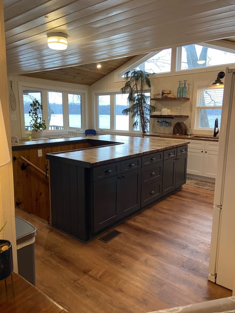 Kitchen island
