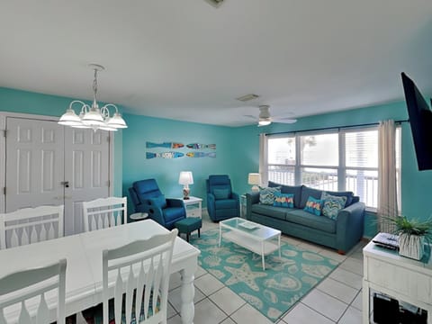 Welcome to Three C's #102 - Surfsong in Gulf Shores, Alabama!