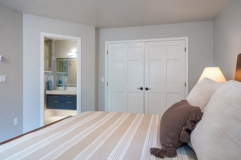 Upstairs bedroom
