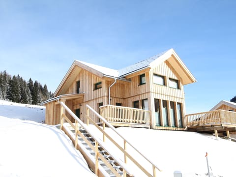 Holiday Home Exterior [winter]