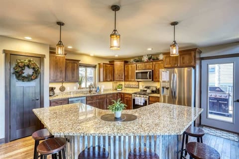 Kitchen CounterTop seating
