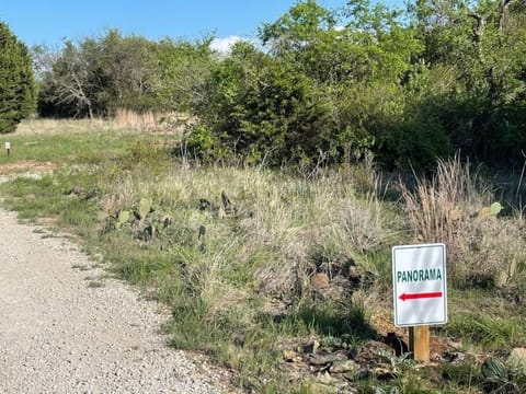 Lake Godstone Panorama Campsite Entrance