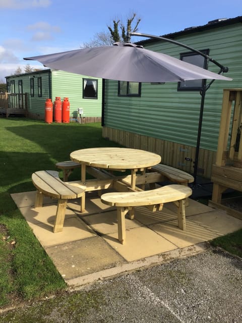 Patio with sun shade