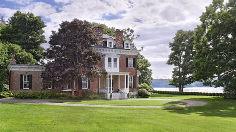 Holcroft On Hudson