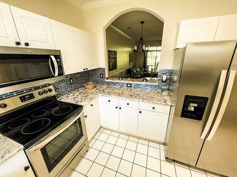 All new stainless kitchen appliances June of 2020!