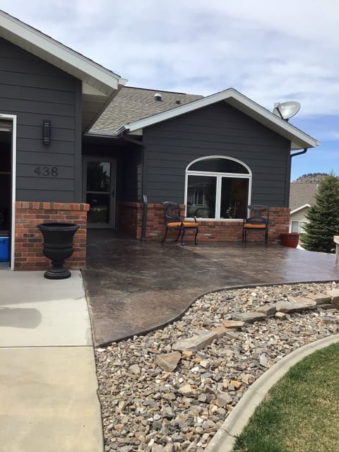 Front patio perfect for coffee