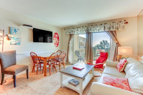 Hilton Head Island Vacation Rental | 1BR | 1BA | 2nd-Floor Condo | 518 Sq Ft