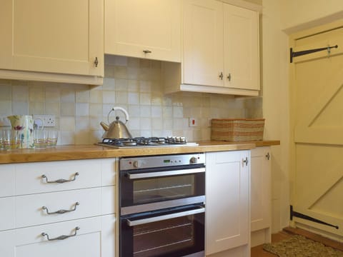 Kitchen | Dulcie Cottage, Preston Crowmarsh, near Wallingford