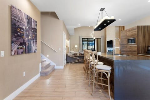 7541 Brooklyn (4).jpg