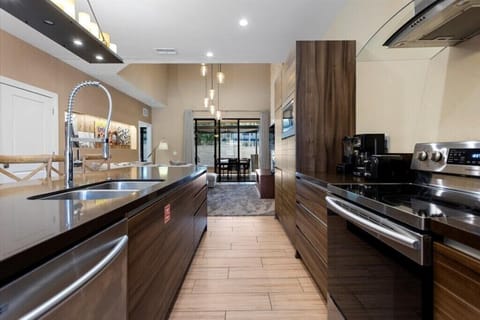 7541 Brooklyn (6).jpg