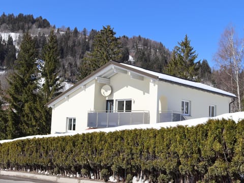 Holiday Home Exterior [winter]