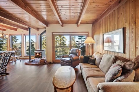 Timber Ridge 19- a room full of windows!