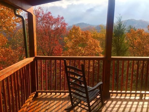 Fall view from all 3 decks and surrounding the cabin