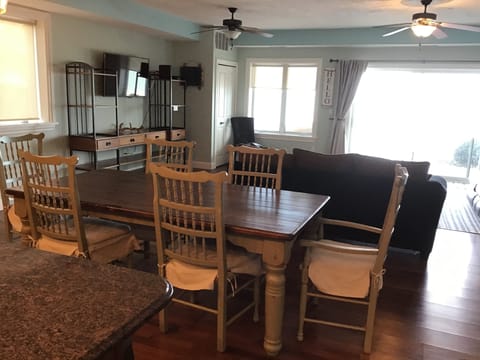 440-479-4531
slick3@roadrunner.com