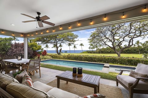 Lanai lighting sets the mood for magical Hawaiian evenings under the stars with friends and family.