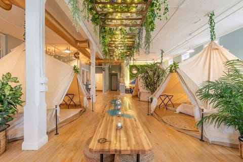 Glamping Loft 5 tents for sleeping