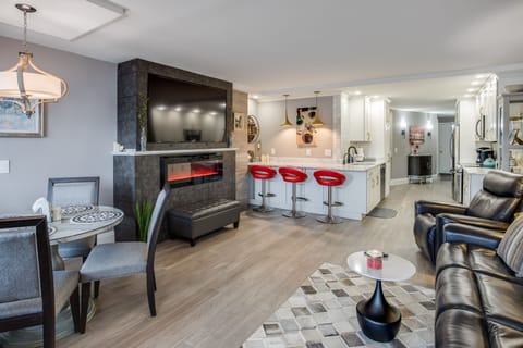 OPEN FLOOR PLAN, ALL NEW, MODERN & IMMACULATE