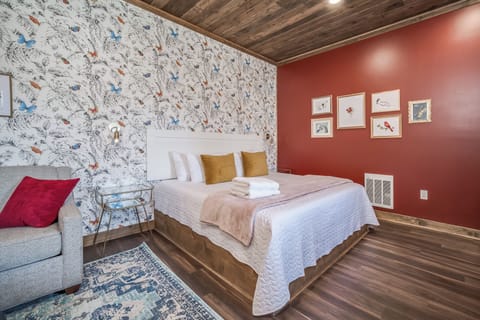 "The location is unbeatable—steps away from restaurants, shops, and the riverwalk."