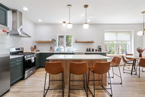 Open floor plan kitchen, kitchenette, living room