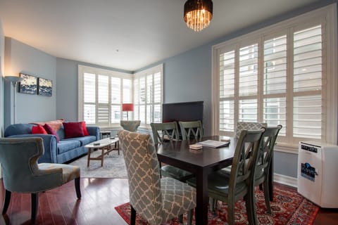 Spacious & Bright Living Room with a 60" Smart TV