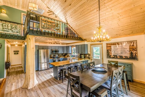 12f5d9e3-69af-4376-854b-fd550323b787