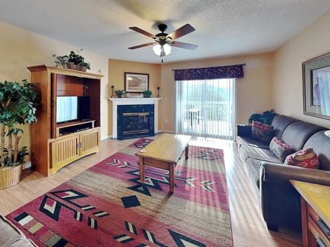 Mountain View Living at Tennessee Retreat Whispering Pines 631