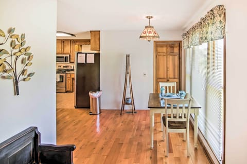 Breakfast Nook | Dishware & Flatware