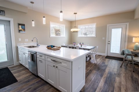 Main Level | Kitchen