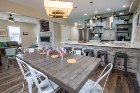 Main Level | Dining Room