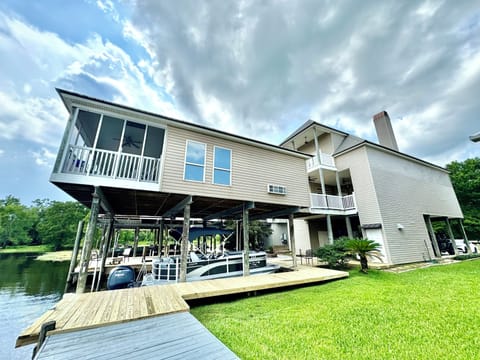 Hang out on the brand new dock!