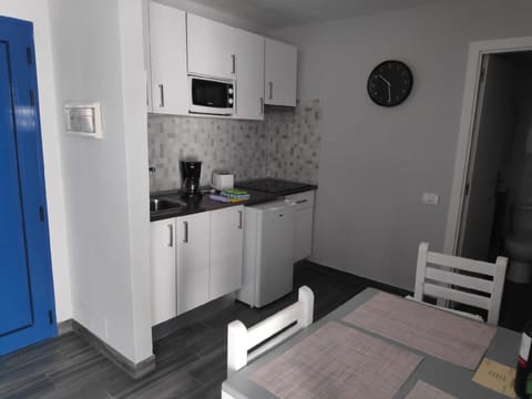 Dining area. kitchen area