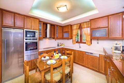 Kitchen area. HotelPraxis Group