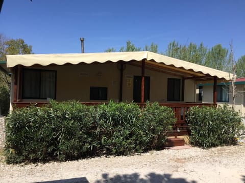 External view of the building. Mobilehome