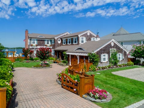 Welcome to our private oasis!