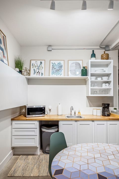 "There is a small mini fridge and microwave but there is no oven/stove or dishwasher. "
-Leah, August 2022