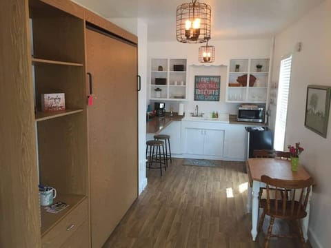 Step into our charming kitchenette – a compact yet efficient space that perfect for whipping up delicious meals and creating memorable moments.